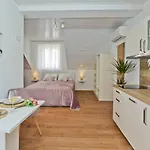 *beautiful, Centrally Located Apartment* Apartmán